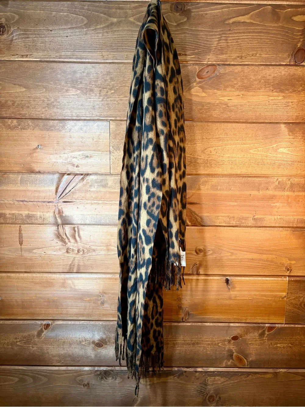 NWT Leopard Print Fringe Scarf in Tan Brown and Black 🖤